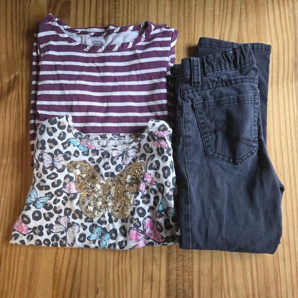 Girls Size 5, 4 Piece Clothing Bundle. Jeans 2 Shirts Jacket Old Navy - Picture 1 of 9
